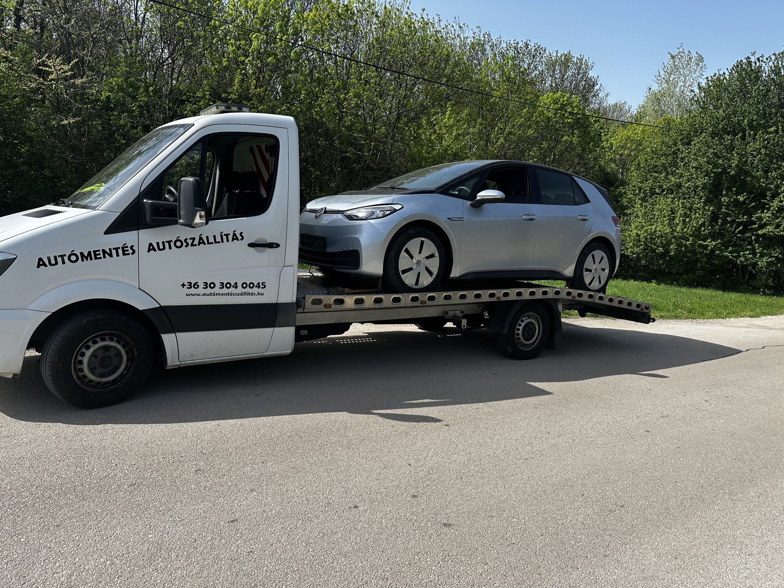 Autómentő Martonvásár